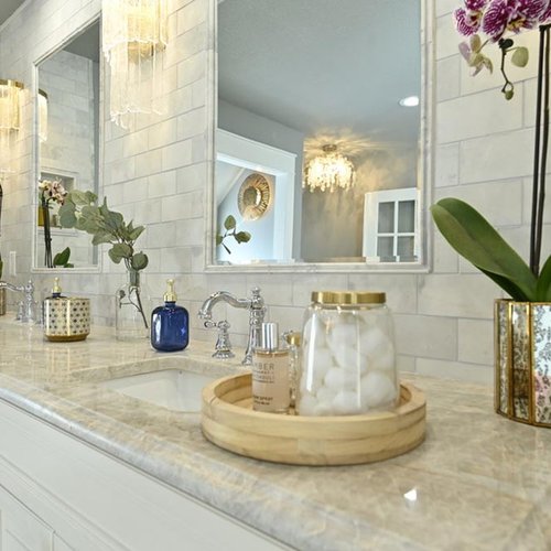 Bathroom Wall Tile Porcelain -  Darrow's Carpets in Stanwood, WA}}